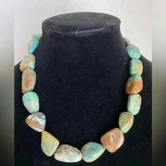 Chunky Green Nugget Turquoise Stone Necklace - Picture 1 of 6